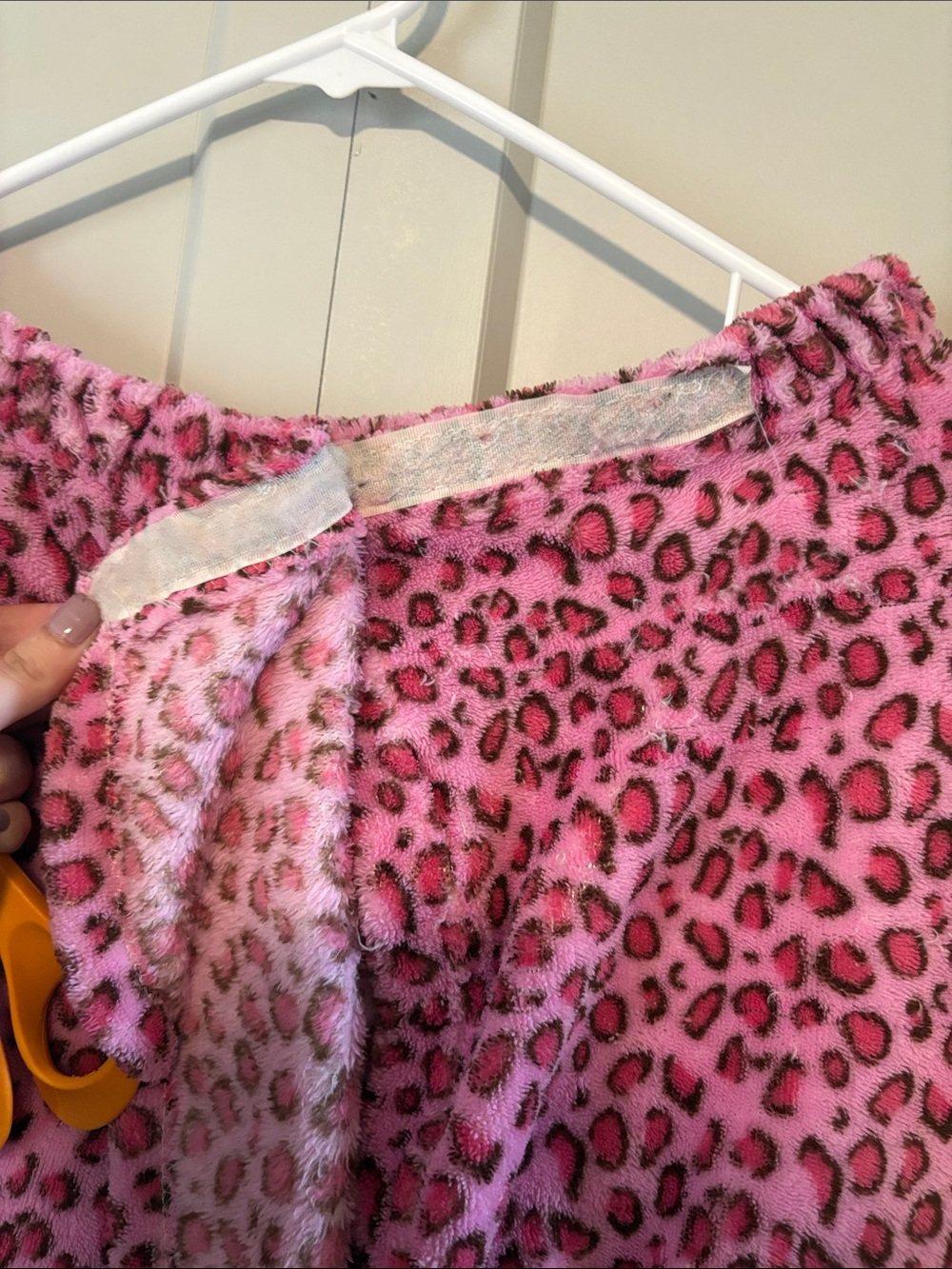 Pink Leopard Print Women's Towel Cover-Up - Soft Stretch Fabric - Picture 2 of 2